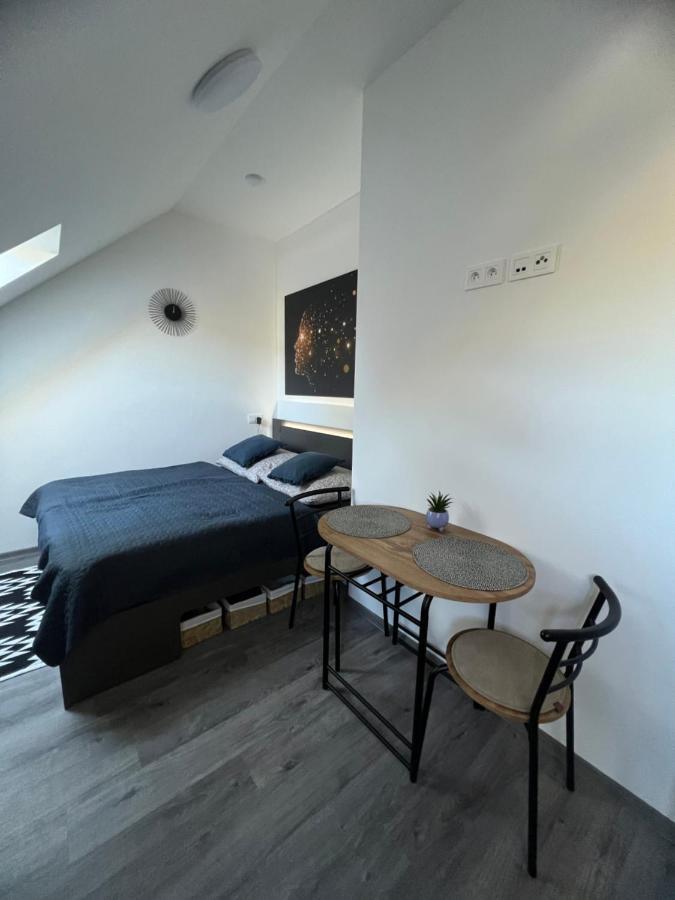 Hobiti Apartman - Frodo Черна-в-Пошумави Экстерьер фото
